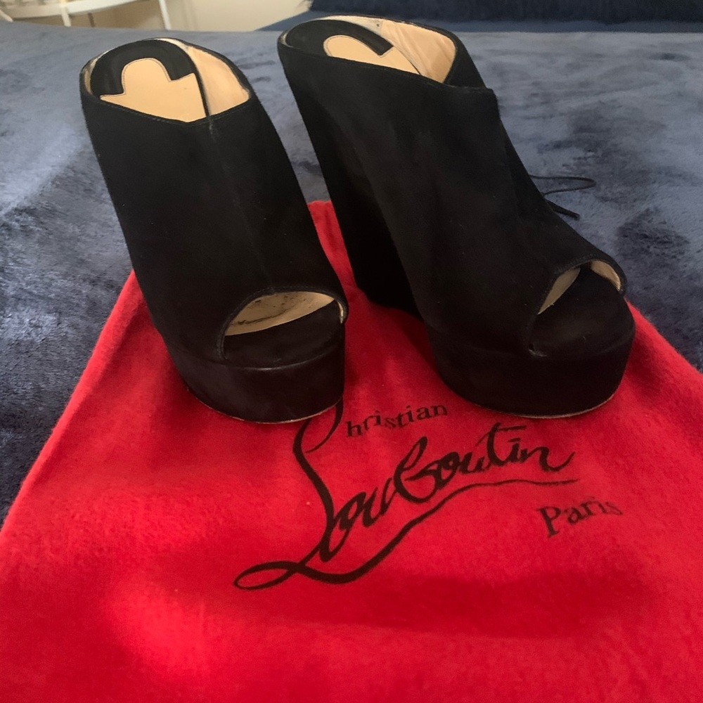 Christian Louboutin Size 36.5